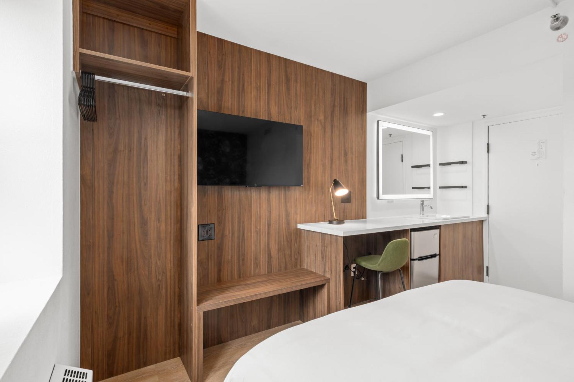 Uptown Inn - Limited Service Apart-Hotel Сан Диего Екстериор снимка