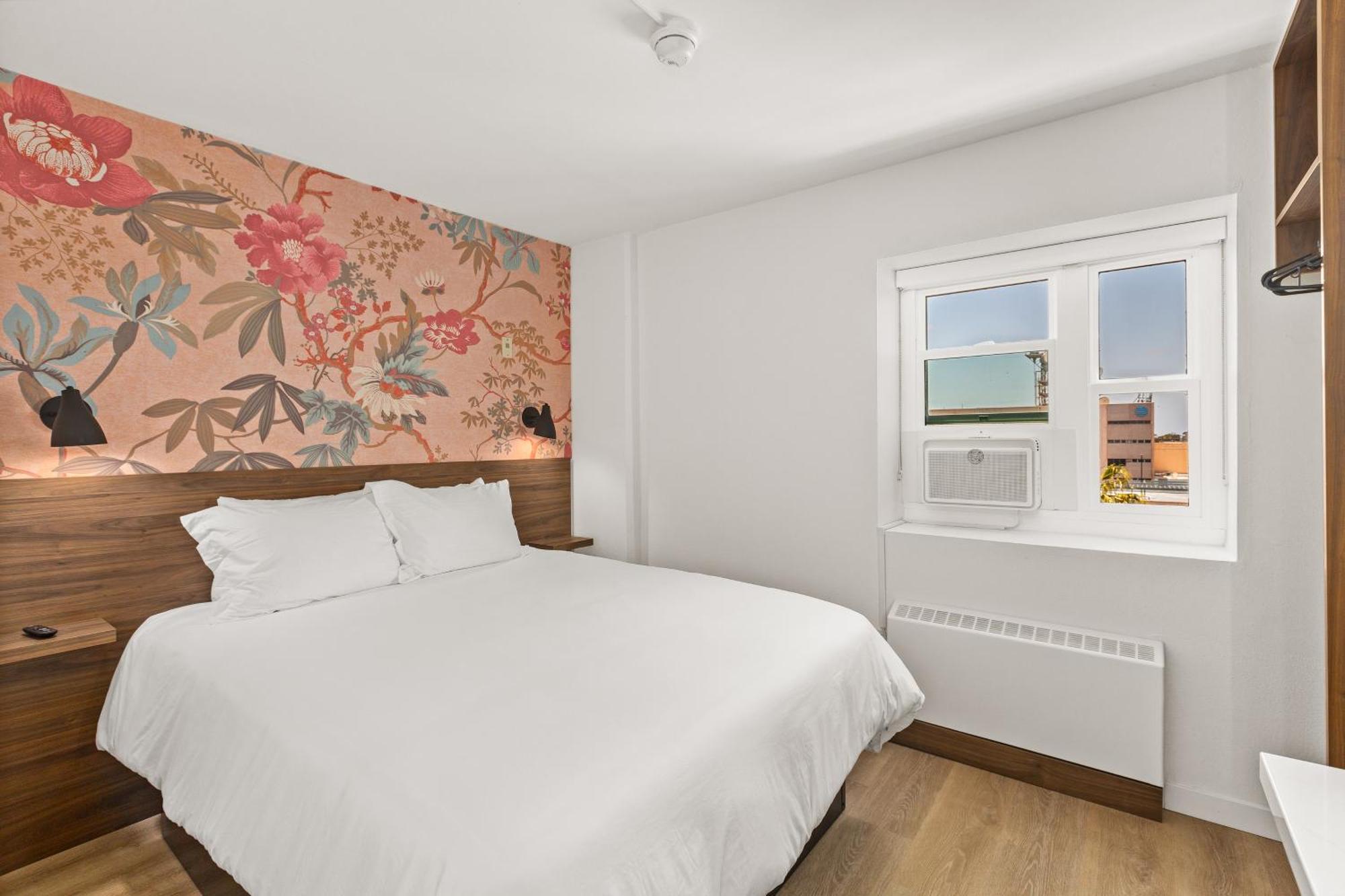 Uptown Inn - Limited Service Apart-Hotel Сан Диего Екстериор снимка