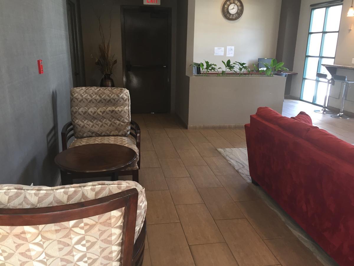 Uptown Inn - Limited Service Apart-Hotel Сан Диего Екстериор снимка